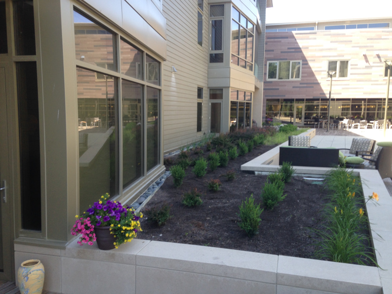 Belle Plaine Nursery Commercial Landscaping Iowa ... Oaknoll Retirement Center in Iowa City - Belle Plaine Nursery Commercial Landscaping Iowa